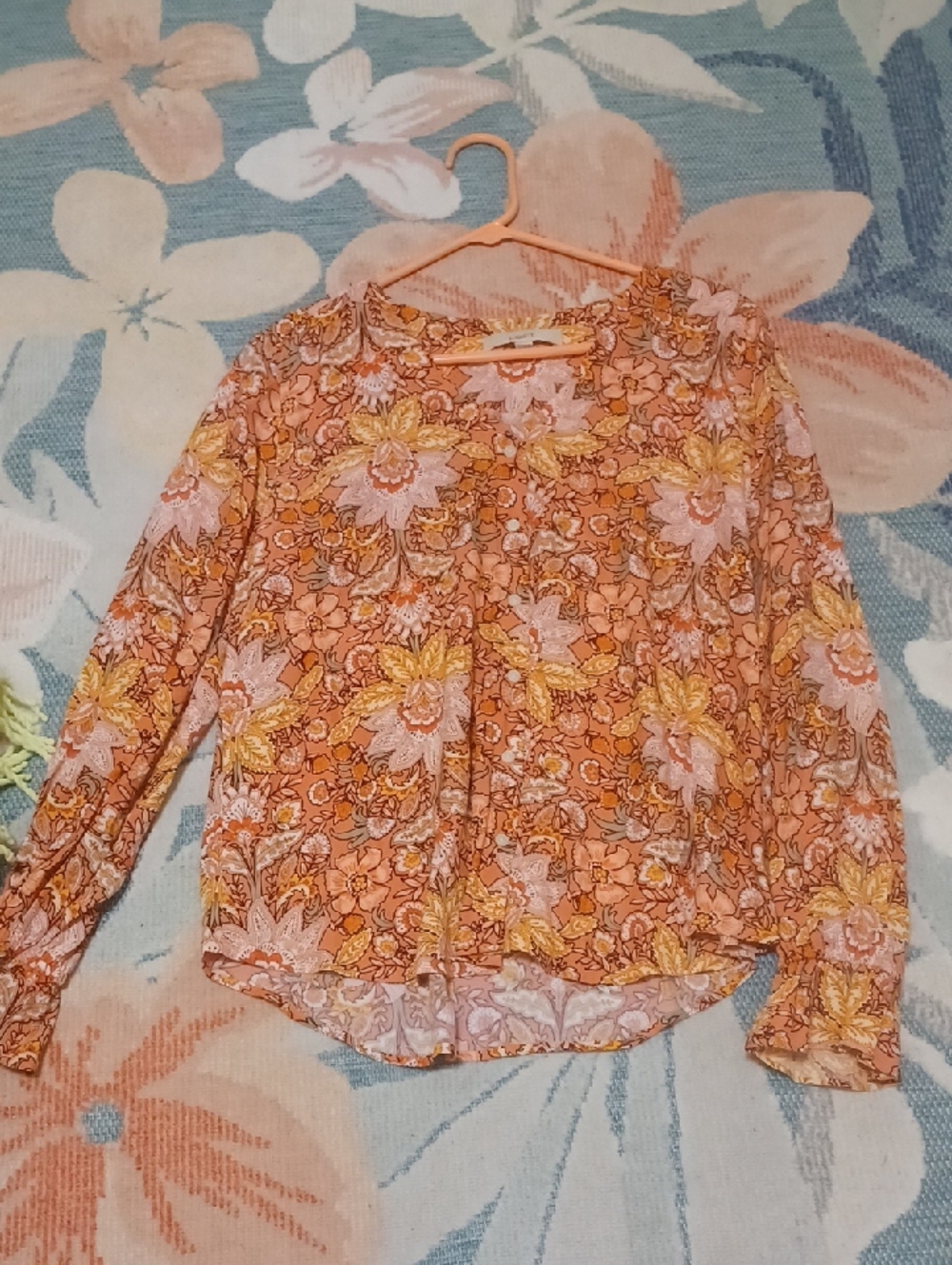LOFT Sz M, (Runs Big) Salmon & Green, Floral Button-Front Long Ruffle Sleeve Top - Picture 9 of 10